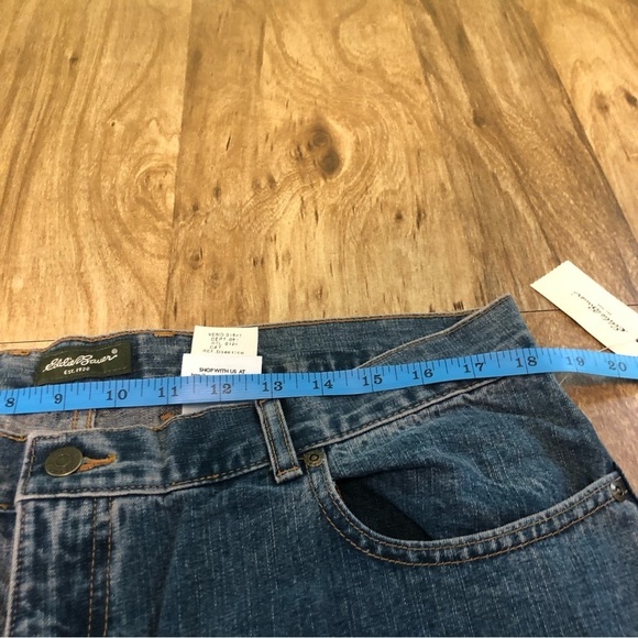 NWT Eddie Bauer Blue Denim Jeans Natural Fit Straight Leg 37x32 Womens Size 18 - Picture 8 of 13